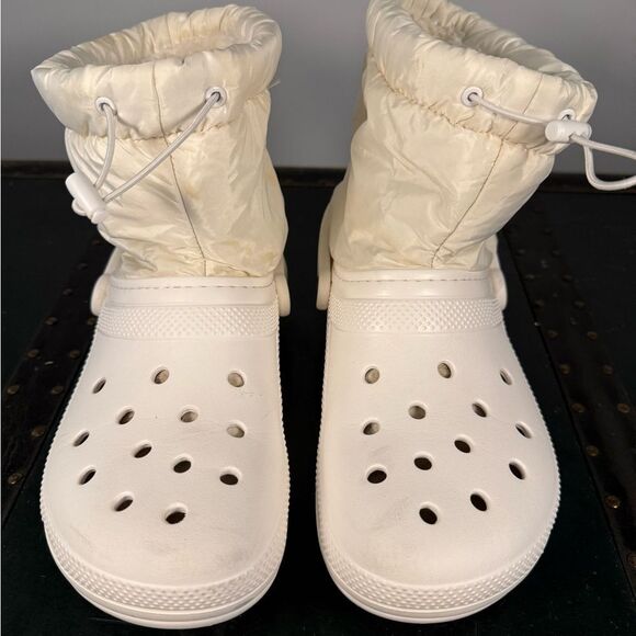 Crocs Classic Lined Neo Puff White Boots 206630-143 Men's Size 8 Women’s 10 - Picture 3 of 5